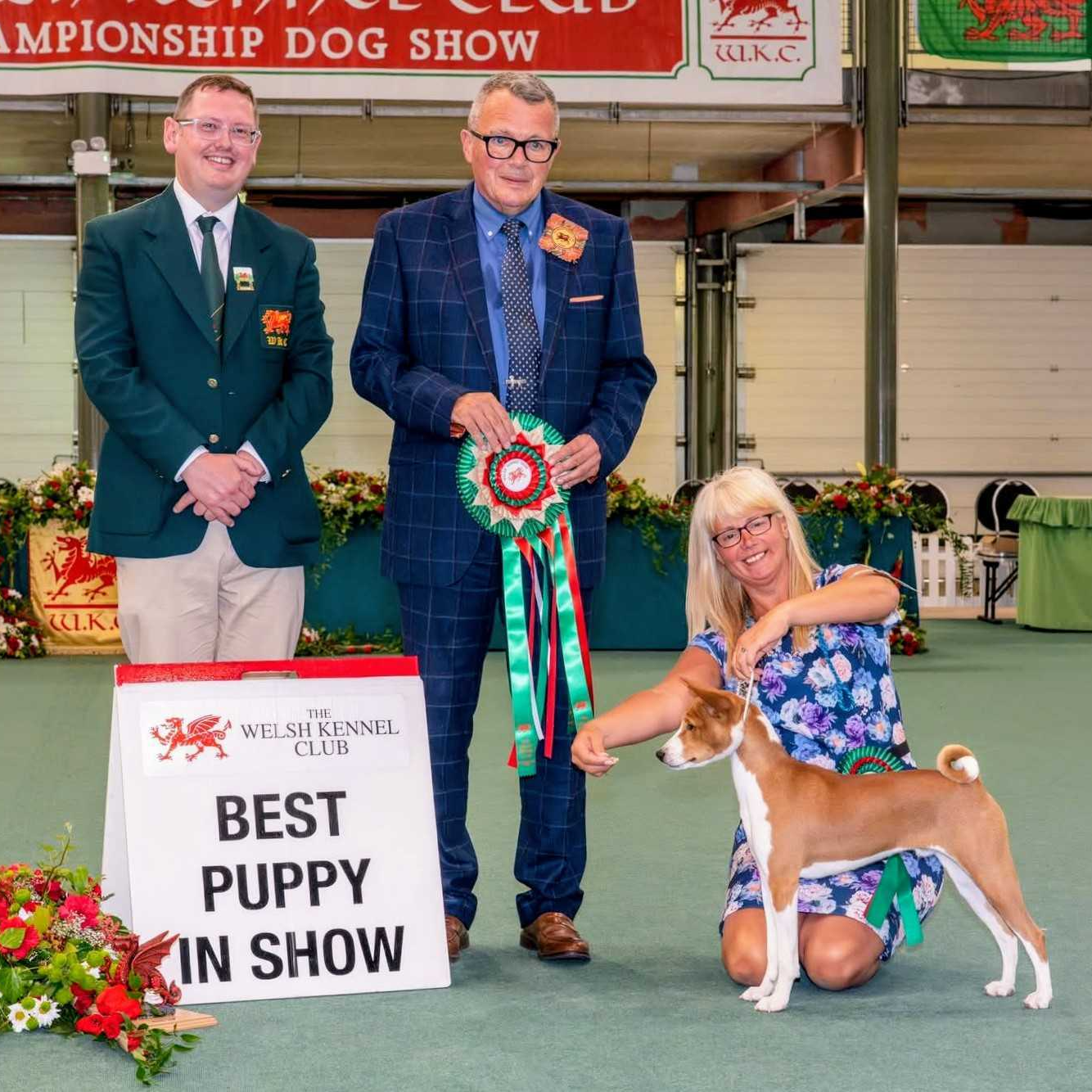 William winning Best Puppy in Show